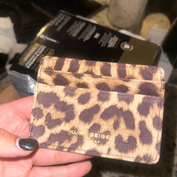 Kurt Geiger Leopard Print Card Holder - Picture 2 of 2